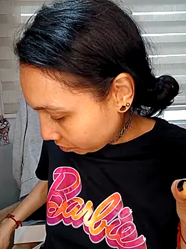 KimPielCanela online show from 10/14/25, 09:26