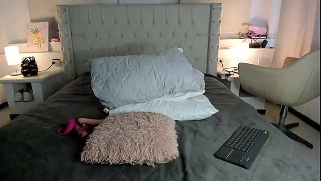 Gabycutee online show from 02/03/25, 11:05