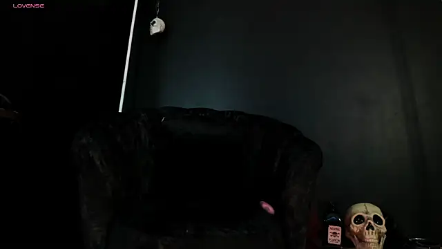 Snapshot of Agnes_jones_ chatting on 01/31/25, 11:56 Agnes jones online show from 01/31/25, 11:56