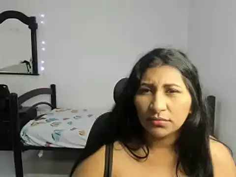 Snapshot of nikol_sexy39 chatting on 12/29/24, 05:01 nikol sexy39 online show from 12/29/24, 05:01