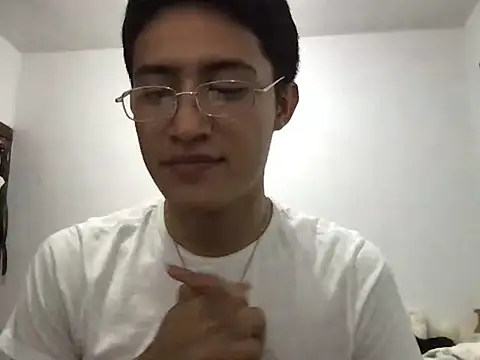 Akaerizz online show from 12/19/25, 06:31