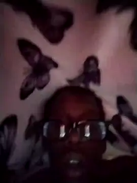 Snapshot of DawgPiece chatting on 12/20/25, 11:23 DawgPiece online show from 12/20/25, 11:23