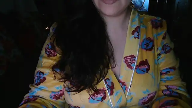 Snapshot of CronacaErotica chatting on 12/13/24, 02:38 CronacaErotica online show from 12/13/24, 02:38