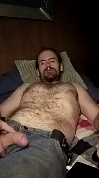 Snapshot of RobStrokes215 chatting on 12/08/24, 05:33 RobStrokes215 online show from 12/08/24, 05:33