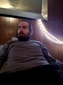 Snapshot of RobStrokes215 chatting on 02/12/25, 05:05 RobStrokes215 online show from 02/12/25, 05:05