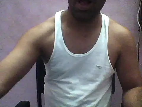 Snapshot of guryverma chatting on 10/22/25, 04:07 guryverma online show from 10/22/25, 04:07