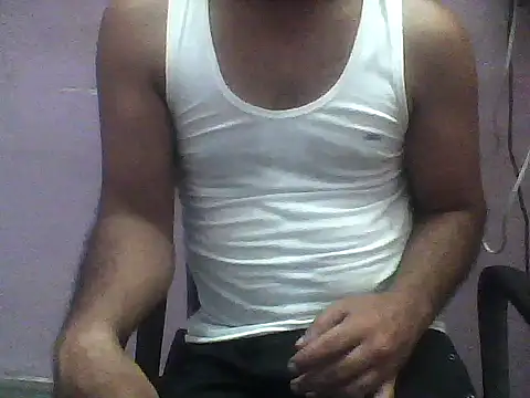 Snapshot of guryverma chatting on 06/03/26, 06:05 guryverma online show from 06/03/26, 06:05