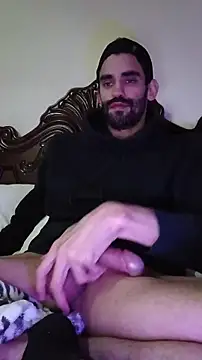 Snapshot of johngil0995 chatting on 12/18/25, 07:14 johngil0995 online show from 12/18/25, 07:14