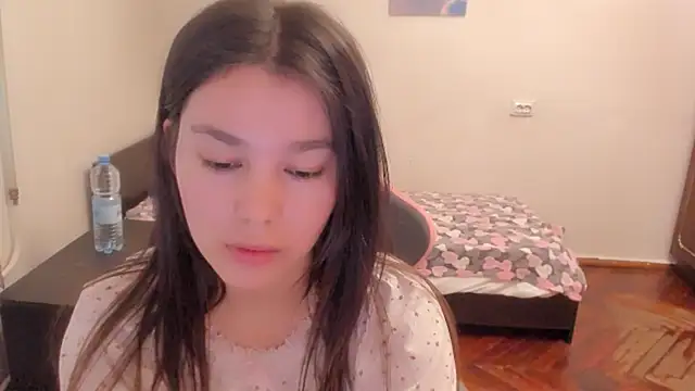 Snapshot of LunaXmii chatting on 03/16/25, 05:14 LunaXmii online show from 03/16/25, 05:14