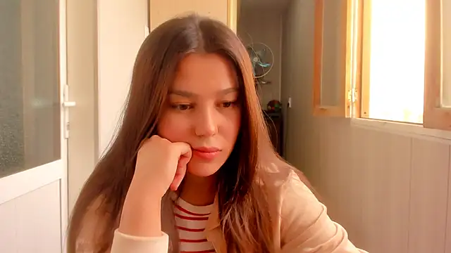 Snapshot of LunaXmii chatting on 10/03/25, 08:44 LunaXmii online show from 10/03/25, 08:44