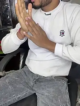 sexyboy09 online show from 12/18/24, 03:33