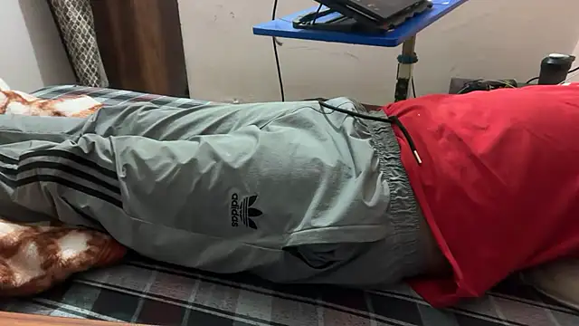 sexyboy09 online show from 10/25/25, 06:46