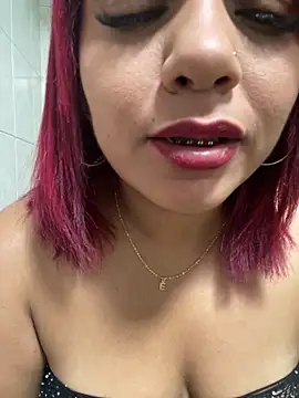 EmmaHot online show from 02/22/25, 09:04