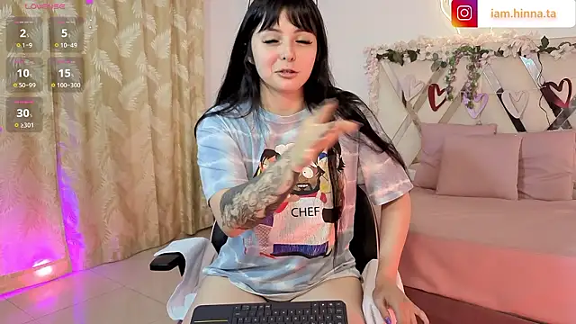 Snapshot of hina_tay chatting on 02/03/26, 06:40 hina tay online show from 02/03/26, 06:40