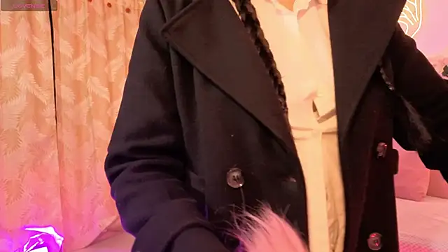 Snapshot of hina_tay chatting on 02/24/26, 03:26 hina tay online show from 02/24/26, 03:26