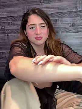 Snapshot of kamel-ayesha chatting on 01/17/25, 06:44 kamel-ayesha online show from 01/17/25, 06:44