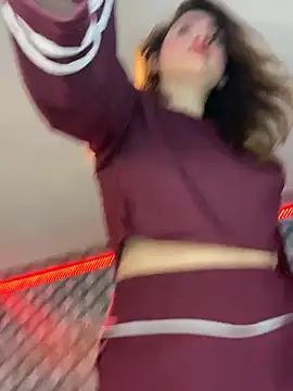 Snapshot of kamel-ayesha chatting on 02/25/25, 01:17 kamel-ayesha online show from 02/25/25, 01:17