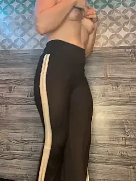 Snapshot of kamel-ayesha chatting on 03/17/25, 01:50 kamel-ayesha online show from 03/17/25, 01:50