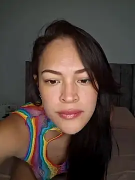 Snapshot of Sara_P10 chatting on 02/08/25, 12:38 Sara P10 online show from 02/08/25, 12:38