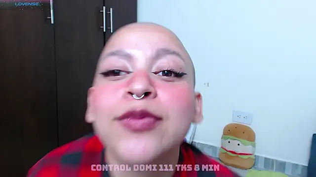 Snapshot of Bitsy_Messy chatting on 12/15/24, 04:40 Bitsy Messy online show from 12/15/24, 04:40