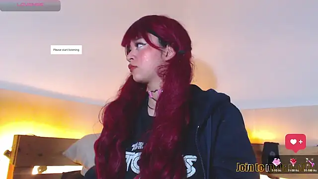 Snapshot of Bitsy_Messy chatting on 10/30/25, 05:31 Bitsy Messy online show from 10/30/25, 05:31