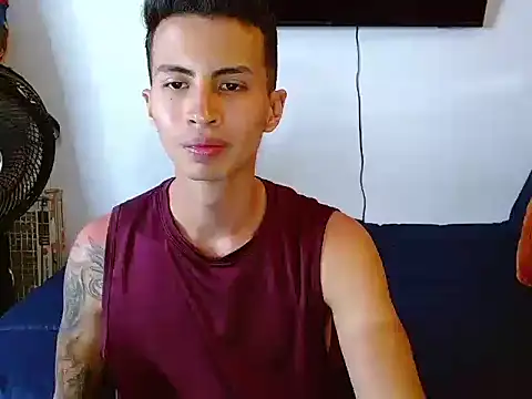 Velk hot online show from 07/15/26, 03:17