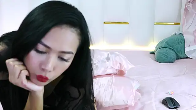 Nanaonlyfun8 online show from 04/18/26, 06:23