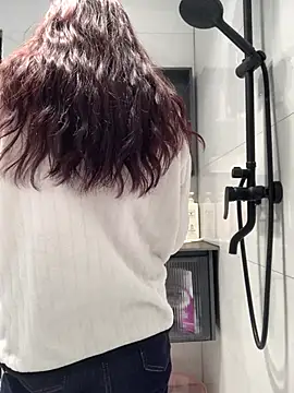 Aimeil online show from 01/13/25, 02:42