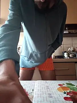 Snapshot of vulpe8400 chatting on 01/03/25, 01:58 vulpe8400 online show from 01/03/25, 01:58