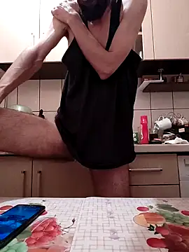 Snapshot of vulpe8400 chatting on 02/23/25, 10:09 vulpe8400 online show from 02/23/25, 10:09