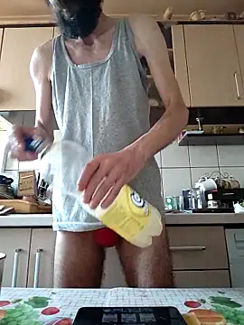 Snapshot of vulpe8400 chatting on 03/18/25, 07:08 vulpe8400 online show from 03/18/25, 07:08