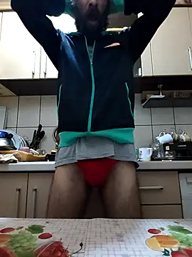 Snapshot of vulpe8400 chatting on 03/22/25, 01:32 vulpe8400 online show from 03/22/25, 01:32