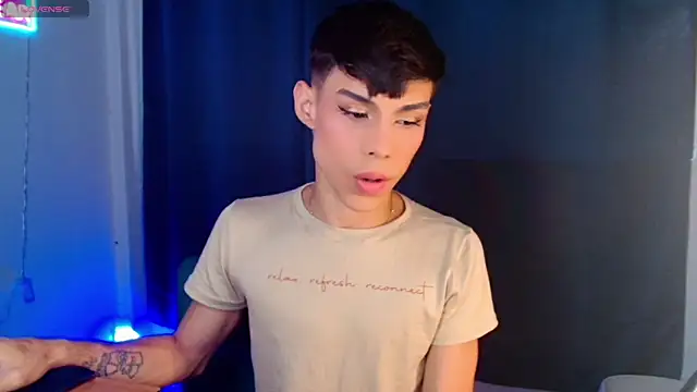 femboykeene online show from 04/22/26, 10:44