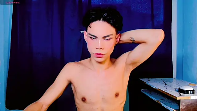 Snapshot of femboykeene chatting on 06/23/26, 11:03 femboykeene online show from 06/23/26, 11:03