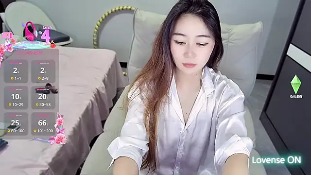 Feifei-cn online show from 09/11/25, 11:49