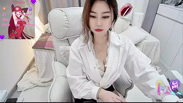 Feifei-cn online show from 03/23/26, 01:42