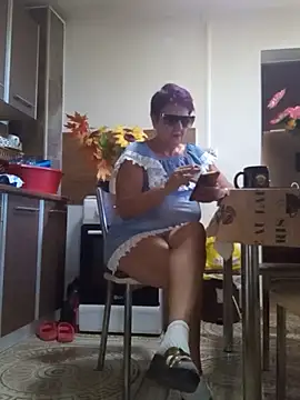 Ely Elenita online show from 09/21/25, 10:28