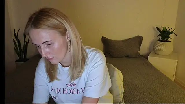 AlisssaRose online show from 03/15/25, 01:19