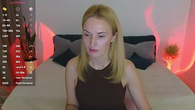 AlisssaRose online show from 11/06/25, 10:54