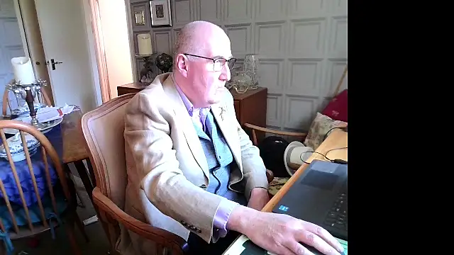 Adamdaddybear online show from 03/18/25, 02:37