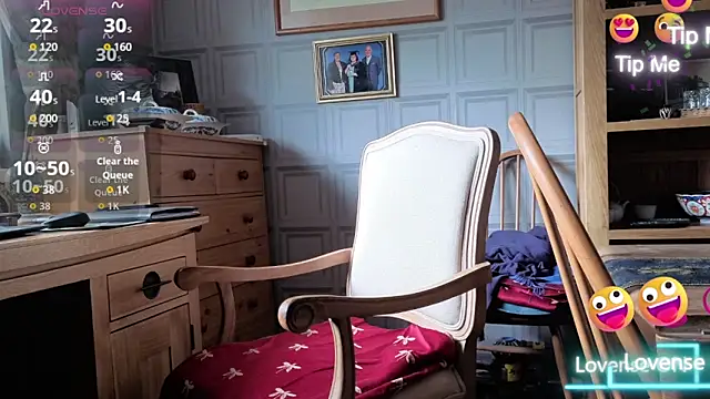 Adamdaddybear online show from 09/26/25, 08:51