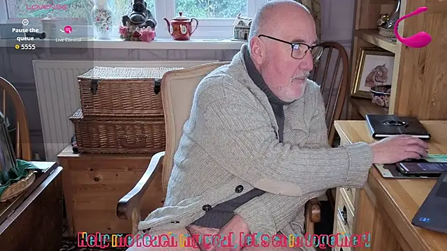 Adamdaddybear online show from 02/05/26, 02:54