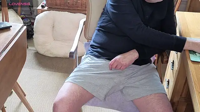 Adamdaddybear online show from 06/29/26, 01:55