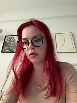 Snapshot of AylaRed chatting on 04/23/26, 06:03 AylaRed online show from 04/23/26, 06:03