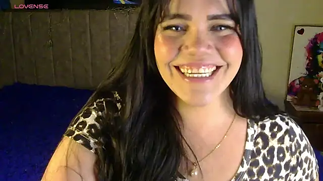 blue angel33 online show from 10/19/25, 02:56