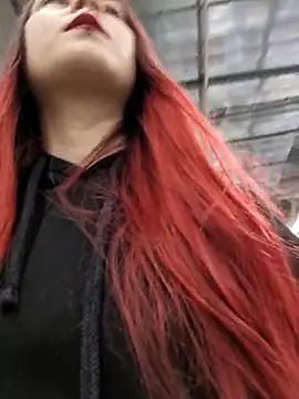 Snapshot of Reed_Fox chatting on 02/09/25, 04:40 Reed Fox online show from 02/09/25, 04:40