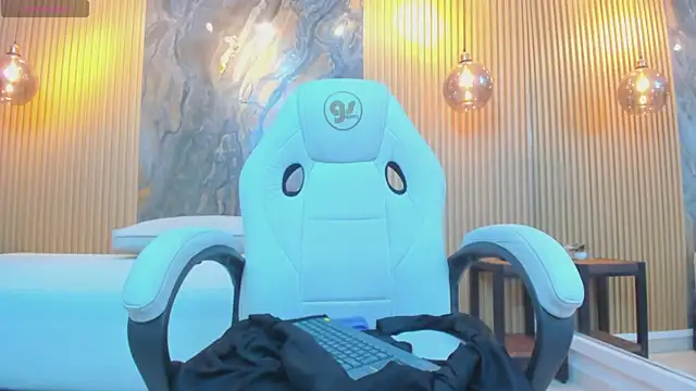 ella harper online show from 03/19/26, 02:59