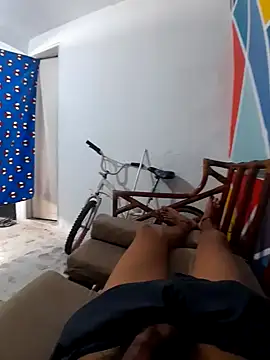 Snapshot of elcobin chatting on 02/12/25, 04:33 elcobin online show from 02/12/25, 04:33