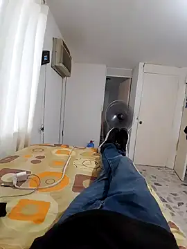 Snapshot of elcobin chatting on 02/28/25, 01:14 elcobin online show from 02/28/25, 01:14