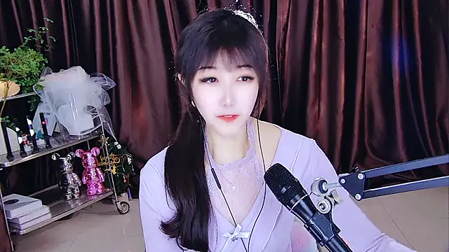 Snapshot of xiaoya666--baby chatting on 03/08/25, 02:51 xiaoya666--baby online show from 03/08/25, 02:51